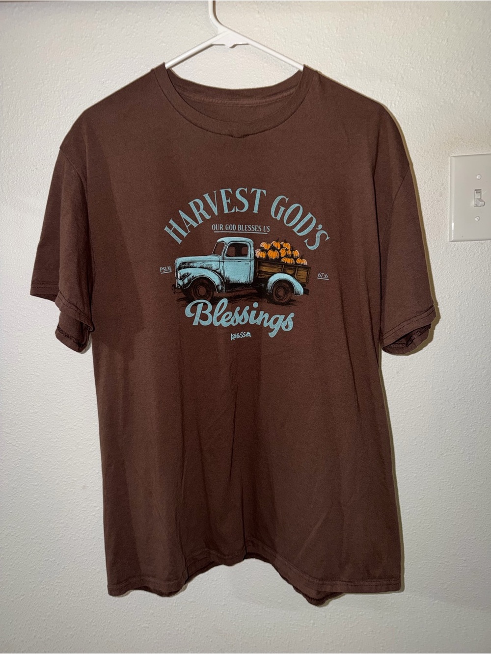 Brown 'Harvest God's Blessings' Short Sleeve Graphic Tee